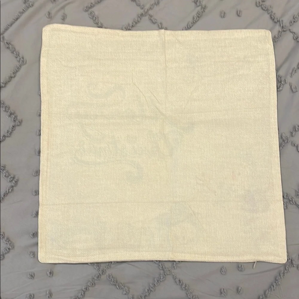 Winter Themed Decorative indoor outdoor pillow covers set of 4 nwot